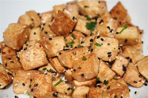  Le Tofu Brûlé à la Sauge: Une Explosion de Saveurs Froides et Chaudes en Harmonie Absolue ?