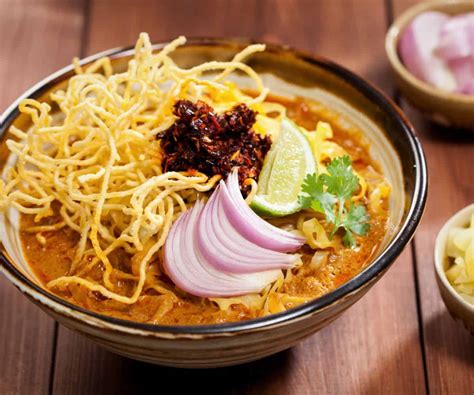  Khao Soi: Savoureux et Épicé, un Délice Thaïlandais à Pai !